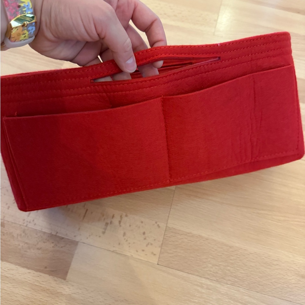 Amazon Red Storage Organizer - Picture 7 of 9